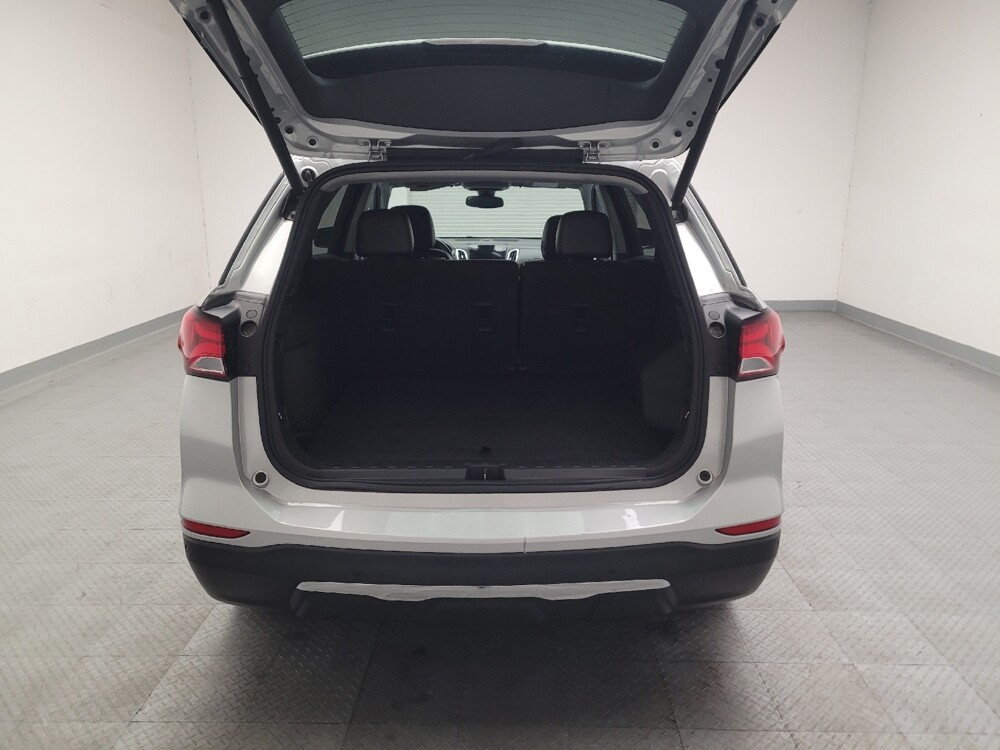 2022 Chevrolet Equinox in Downey, CA 90241 - 18132978 29