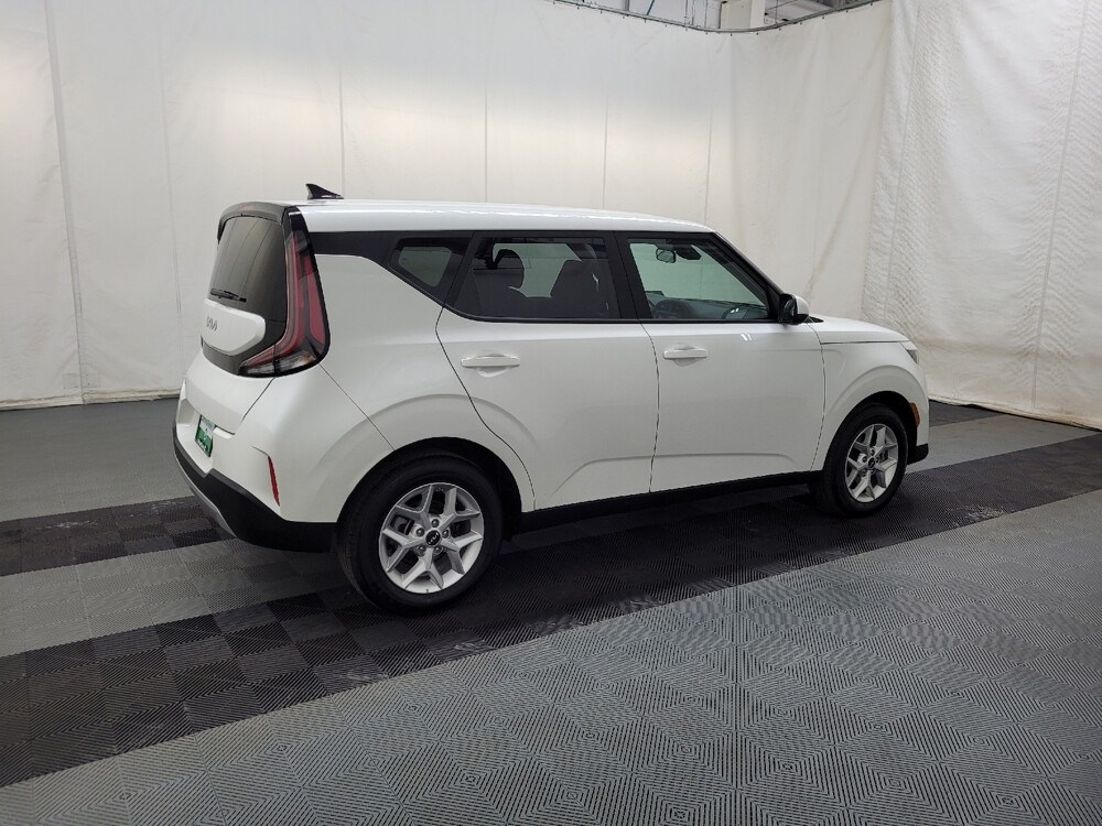 2025 Kia Soul in Allentown, PA 18103 - 18132981 10