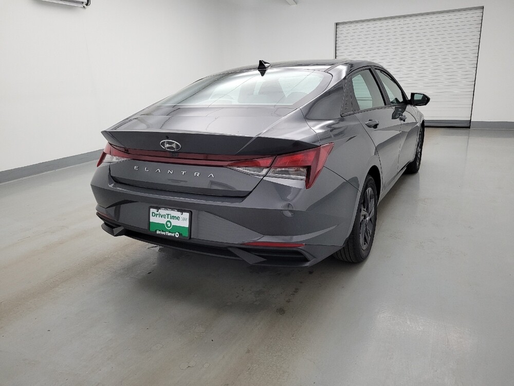 2023 Hyundai Elantra in Toledo, OH 43617 - 18132984 7