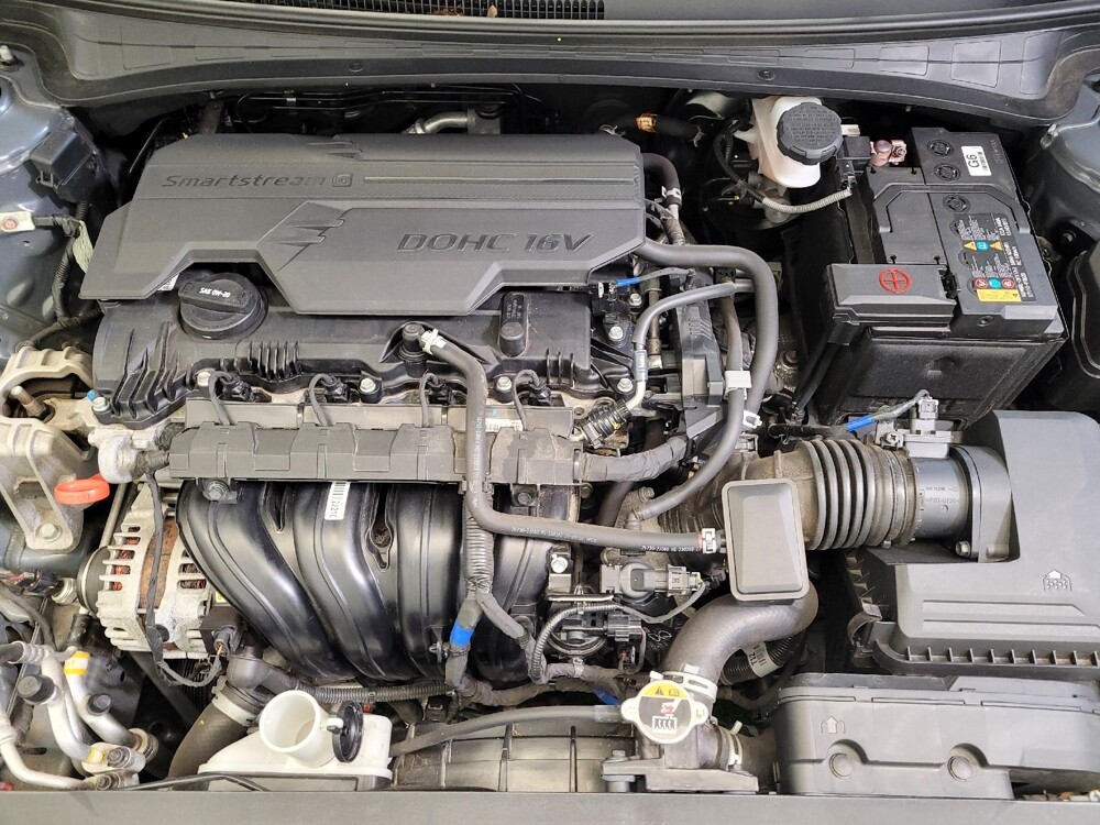 2023 Hyundai Elantra in Toledo, OH 43617 - 18132984 30