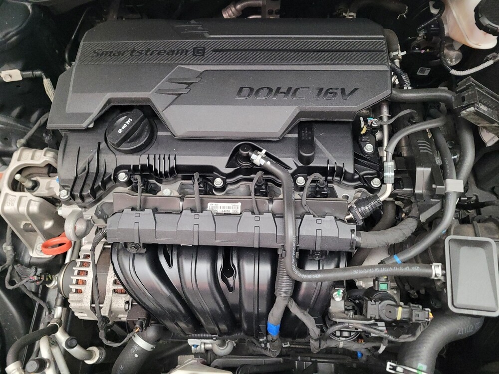 2022 Hyundai Elantra in Riverside, CA 92504 - 18132985 30