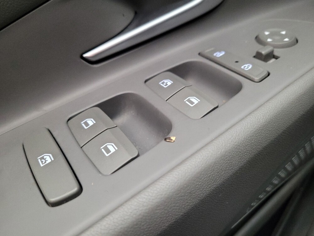 2022 Hyundai Elantra in Riverside, CA 92504 - 18132985 27