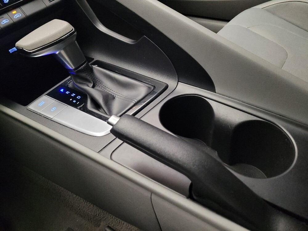 2022 Hyundai Elantra in Riverside, CA 92504 - 18132985 26