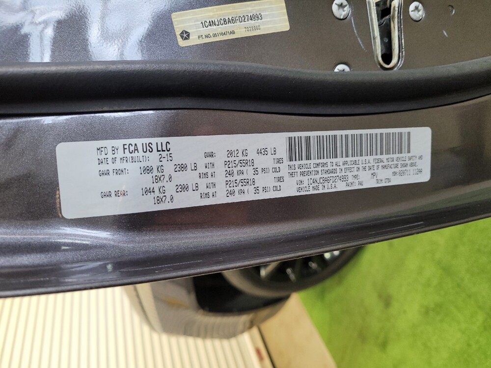 2015 Jeep Compass in Columbus, OH 43228 - 18132986 33