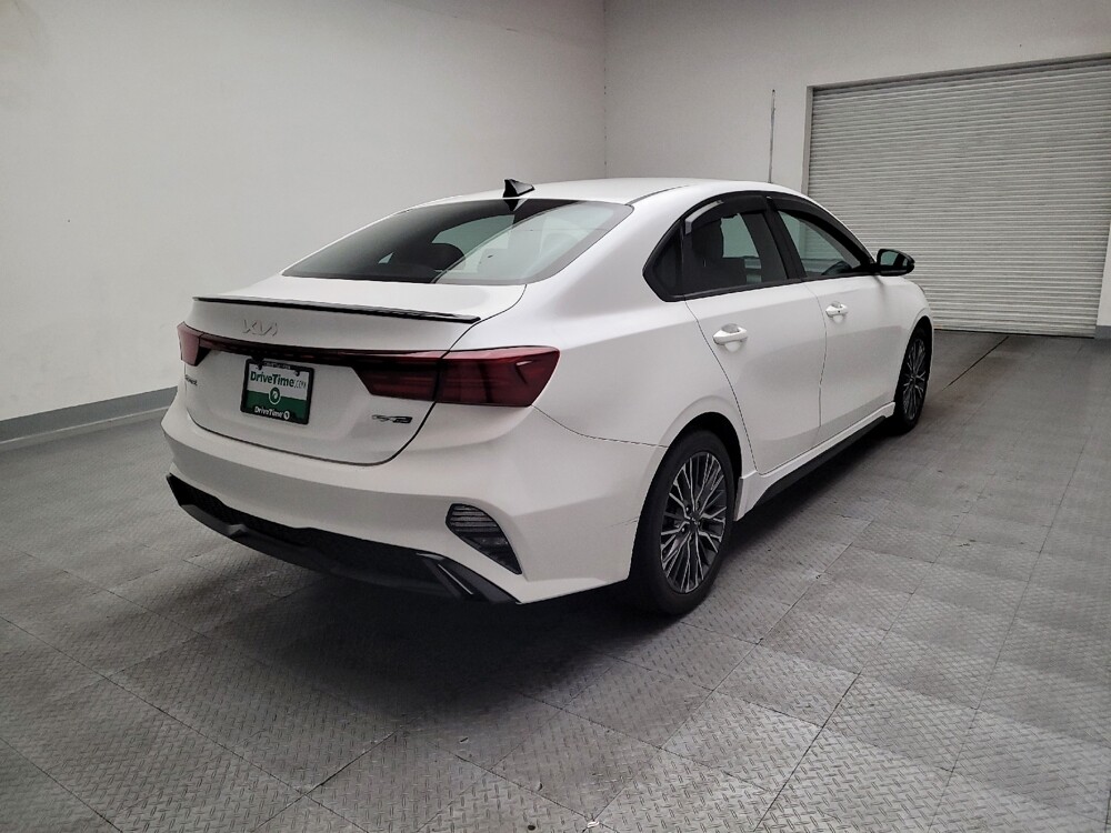 2024 Kia Forte in Riverside, CA 92504 - 18132990 9