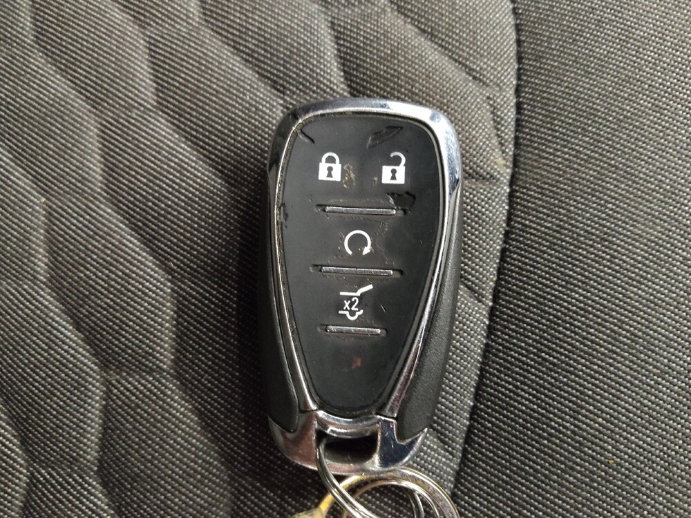 2019 Chevrolet Equinox in Midlothian, IL 60445 - 18132994 32