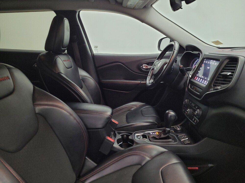 2019 Jeep Cherokee in Fairfield, OH 45014 - 18133001 21