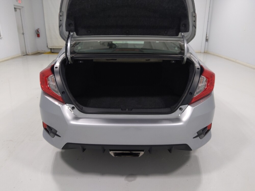2020 Honda Civic in Columbus, OH 43231 - 18133003 29