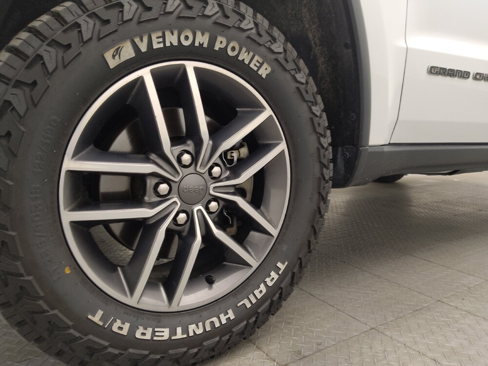 2019 Jeep Grand Cherokee in Kissimmee, FL 34744 - 18133007 31