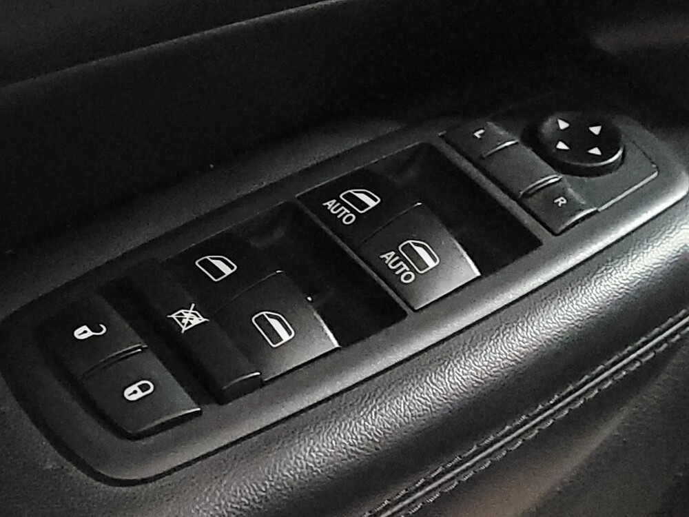 2019 Jeep Grand Cherokee in Kissimmee, FL 34744 - 18133007 27