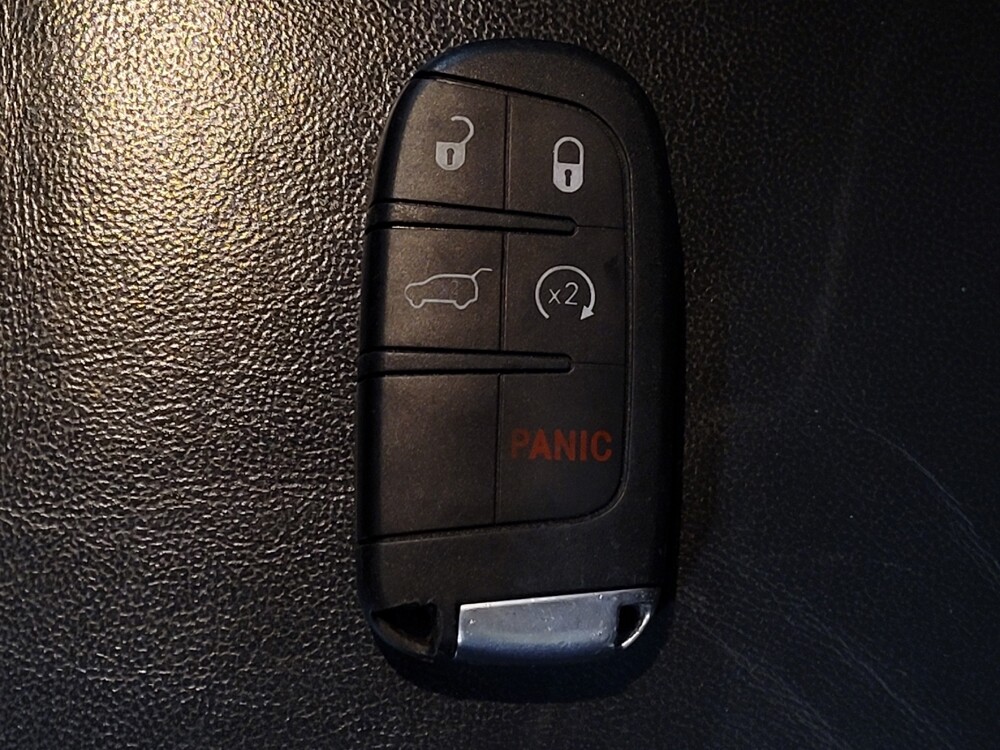 2019 Jeep Grand Cherokee in Kissimmee, FL 34744 - 18133007 32