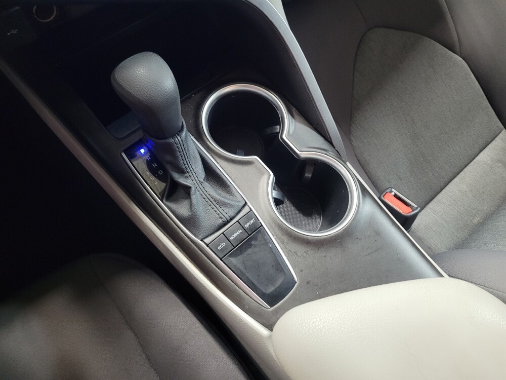 2022 Toyota Camry in Fort Worth, TX 76116 - 18133008 26