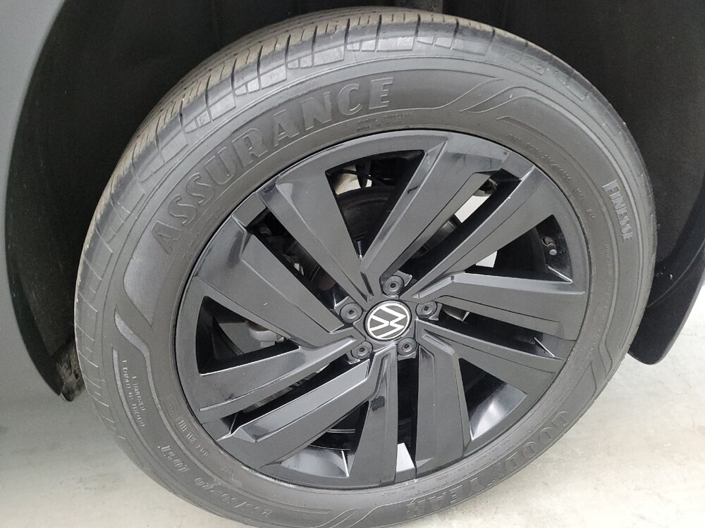 2022 Volkswagen Atlas in Columbus, OH 43228 - 18133012 31