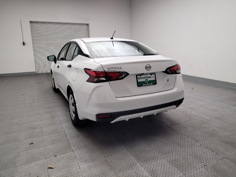 2024 Nissan Versa in Riverside, CA 92504 - 18133013 6