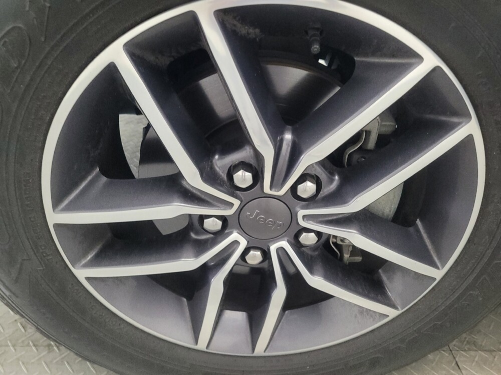 2019 Jeep Grand Cherokee in Albany, GA 31705 - 18133015 31