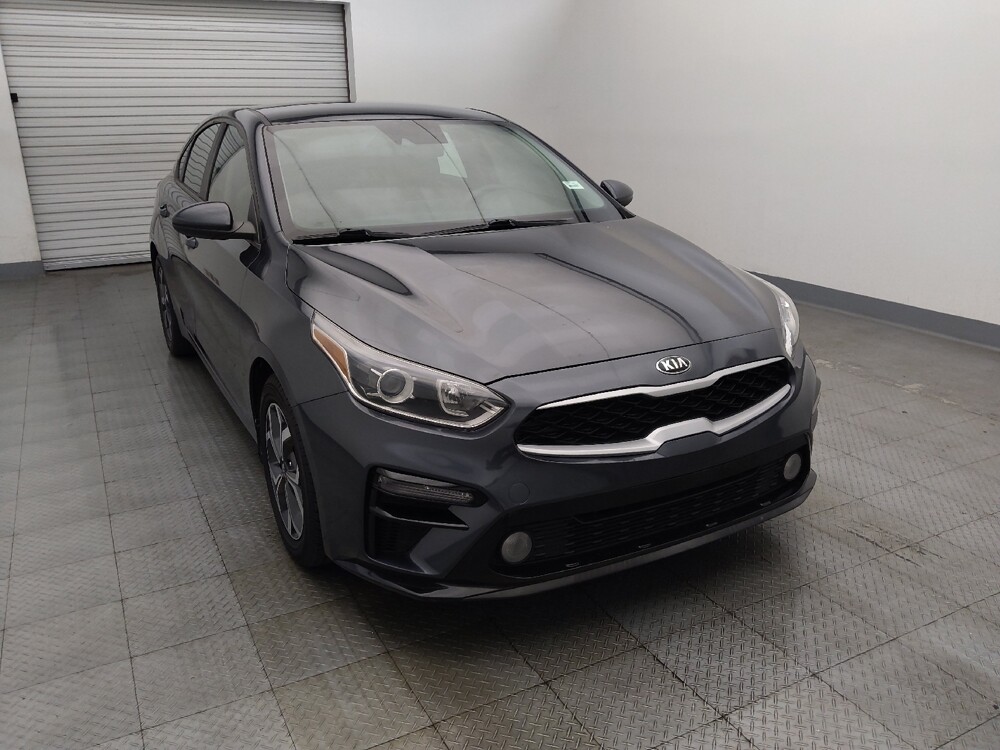2019 Kia Forte in Live Oak, TX 78233 - 18133016 14