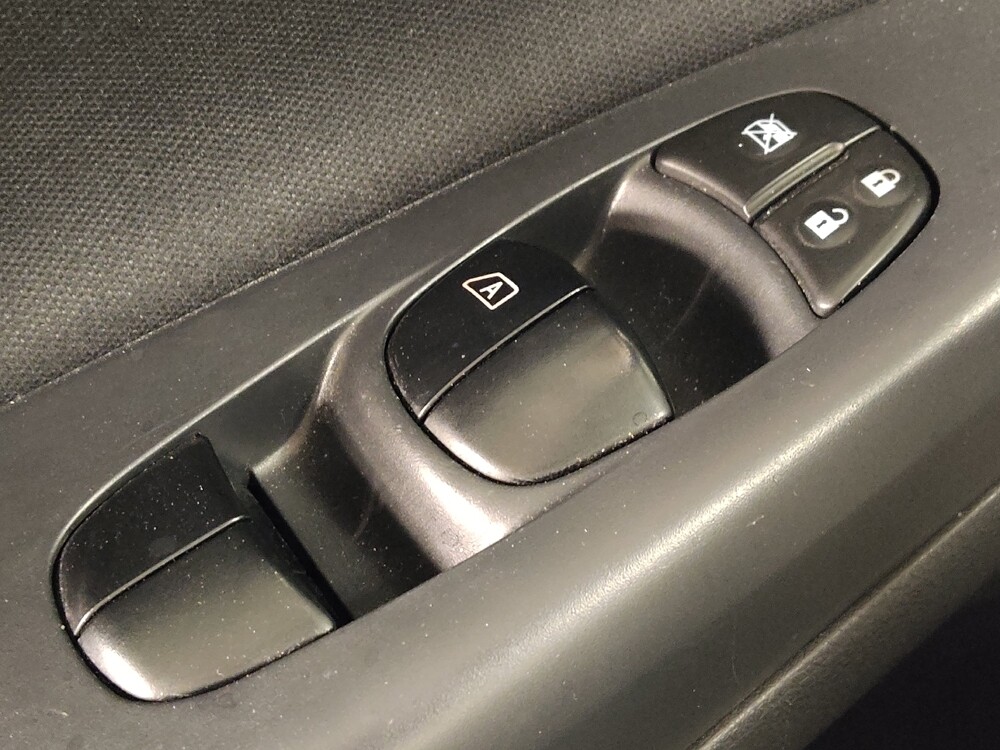 2017 Nissan Sentra in Tyler, TX 75701 - 18133018 27