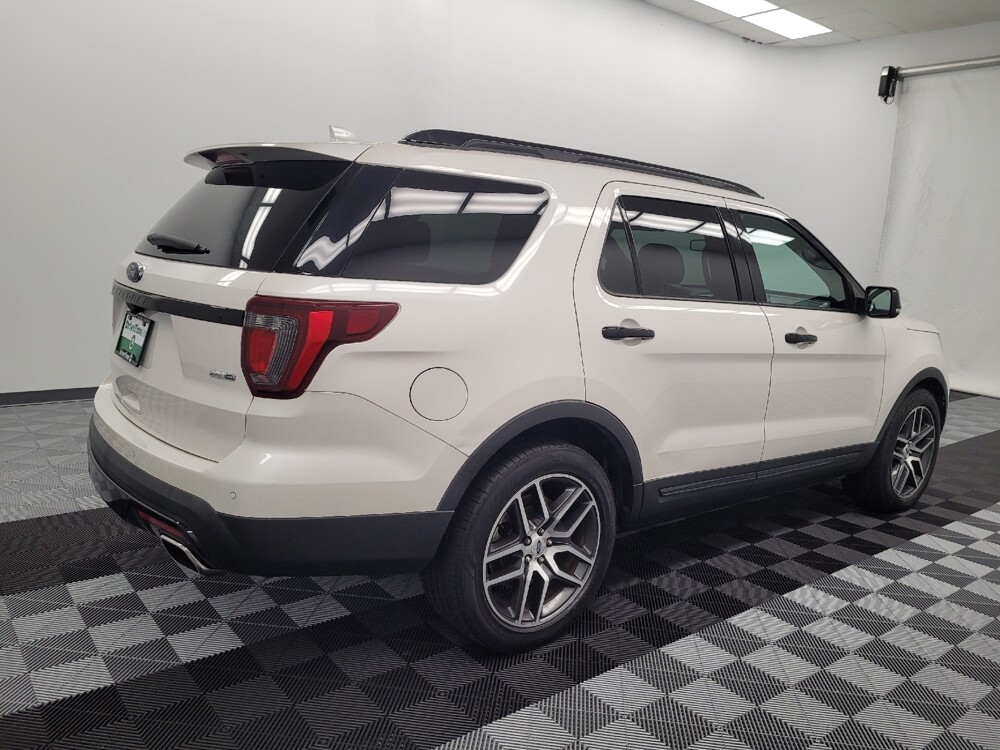 2017 Ford Explorer in Houston, TX 77034 - 18133023 10