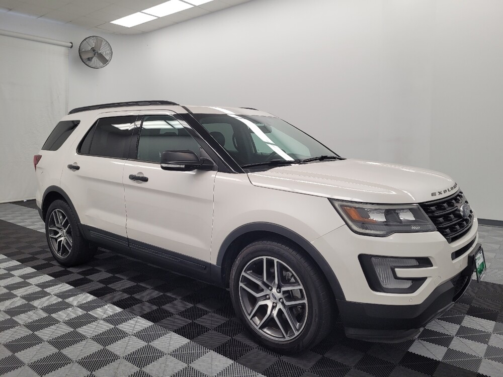 2017 Ford Explorer in Houston, TX 77034 - 18133023 11