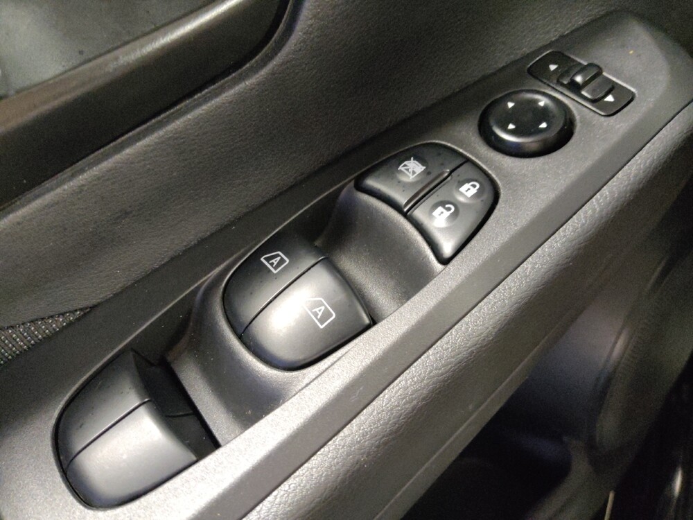 2021 Nissan Kicks in Houston, TX 77034 - 18133025 27