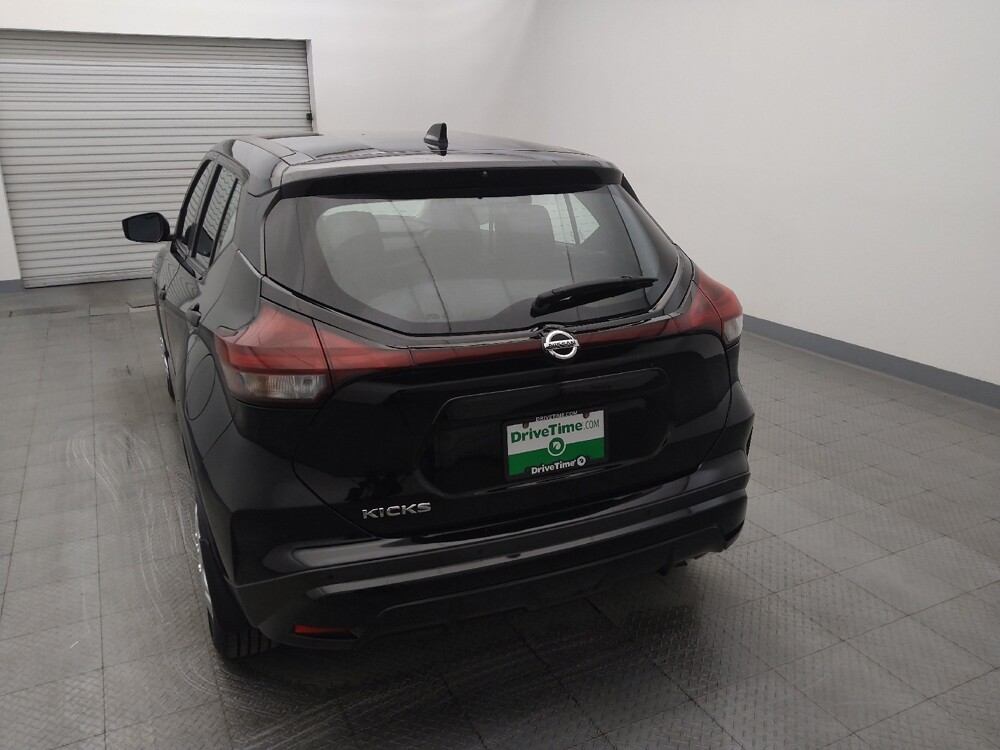 2021 Nissan Kicks in Houston, TX 77034 - 18133025 6