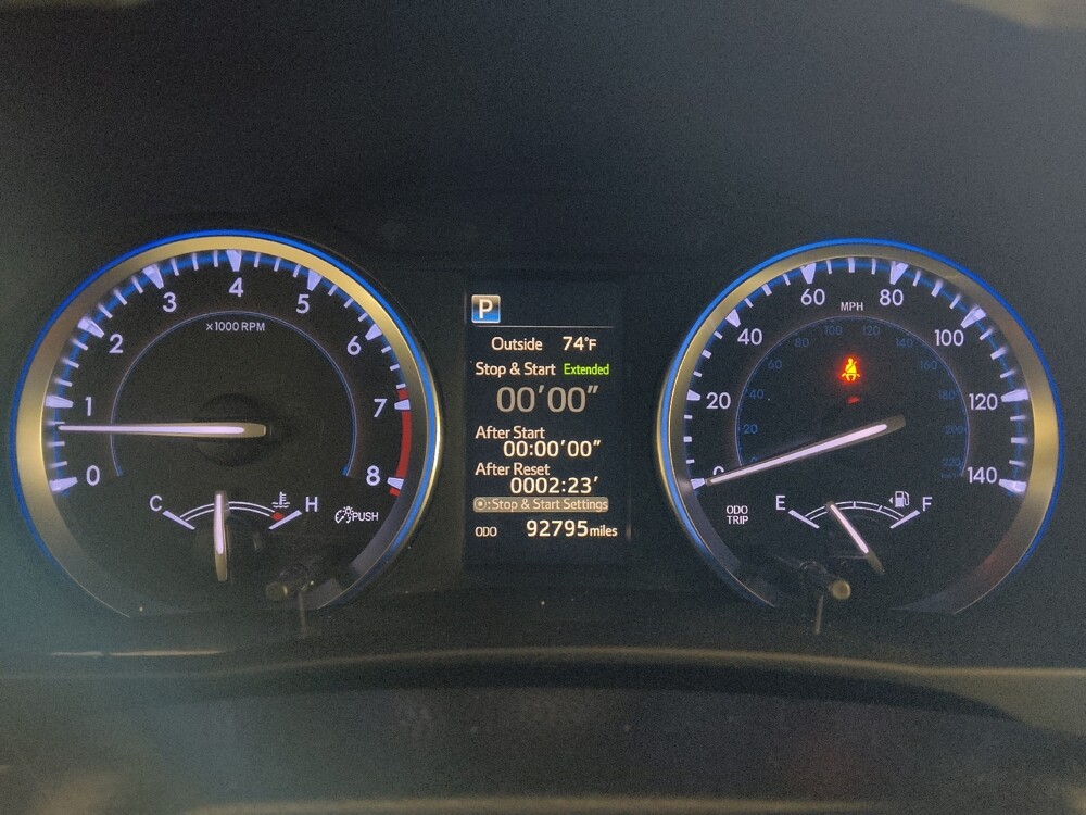 2019 Toyota Highlander in Columbus, GA 31909 - 18133027 23