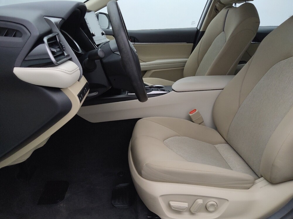 2021 Toyota Camry in Independence, MO 64055 - 18133029 17