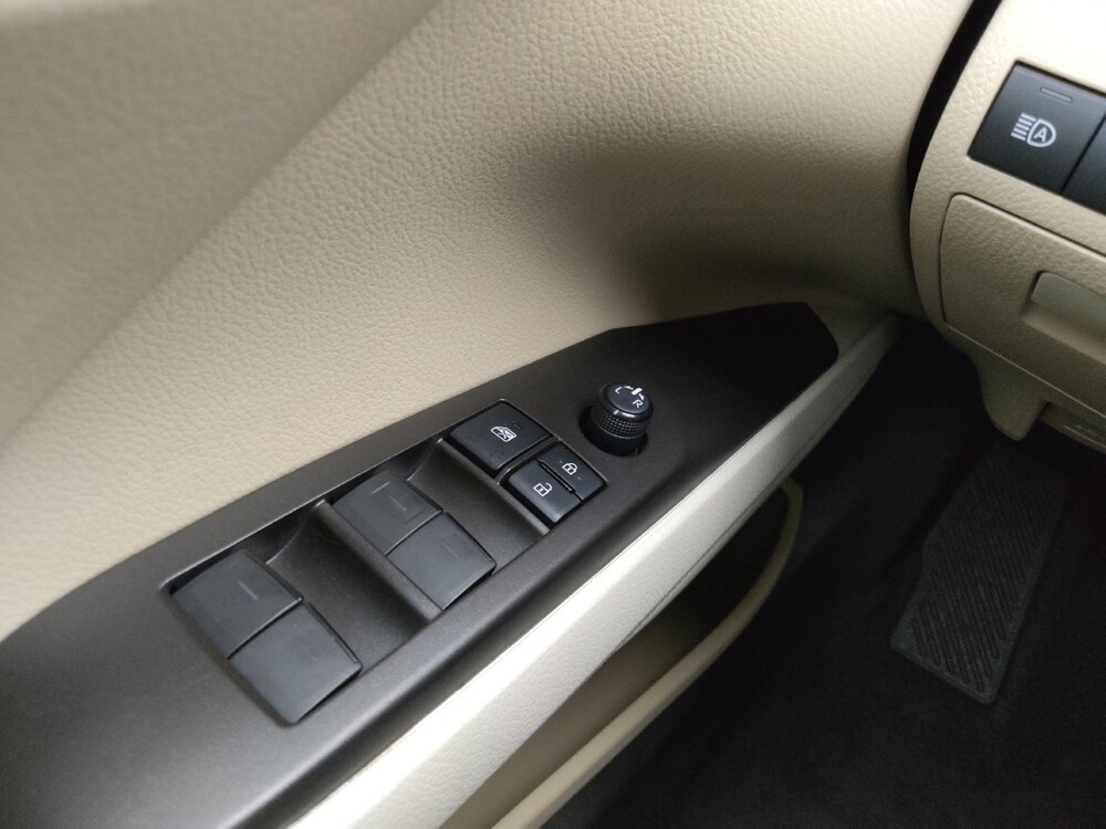 2021 Toyota Camry in Independence, MO 64055 - 18133029 27