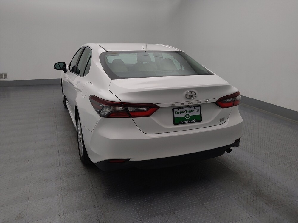 2021 Toyota Camry in Independence, MO 64055 - 18133029 6