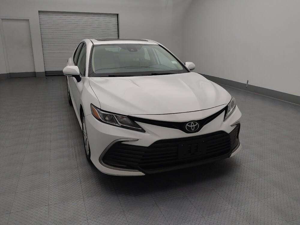 2021 Toyota Camry in Independence, MO 64055 - 18133029 14