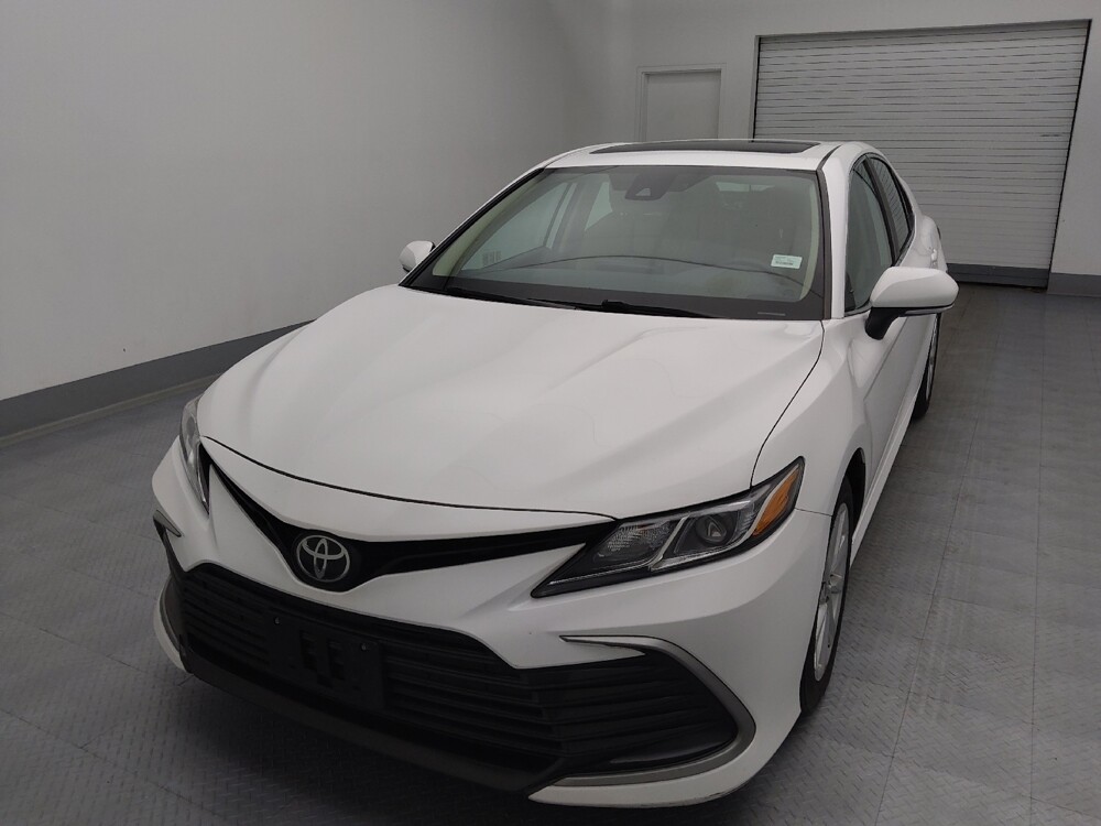 2021 Toyota Camry in Independence, MO 64055 - 18133029 15