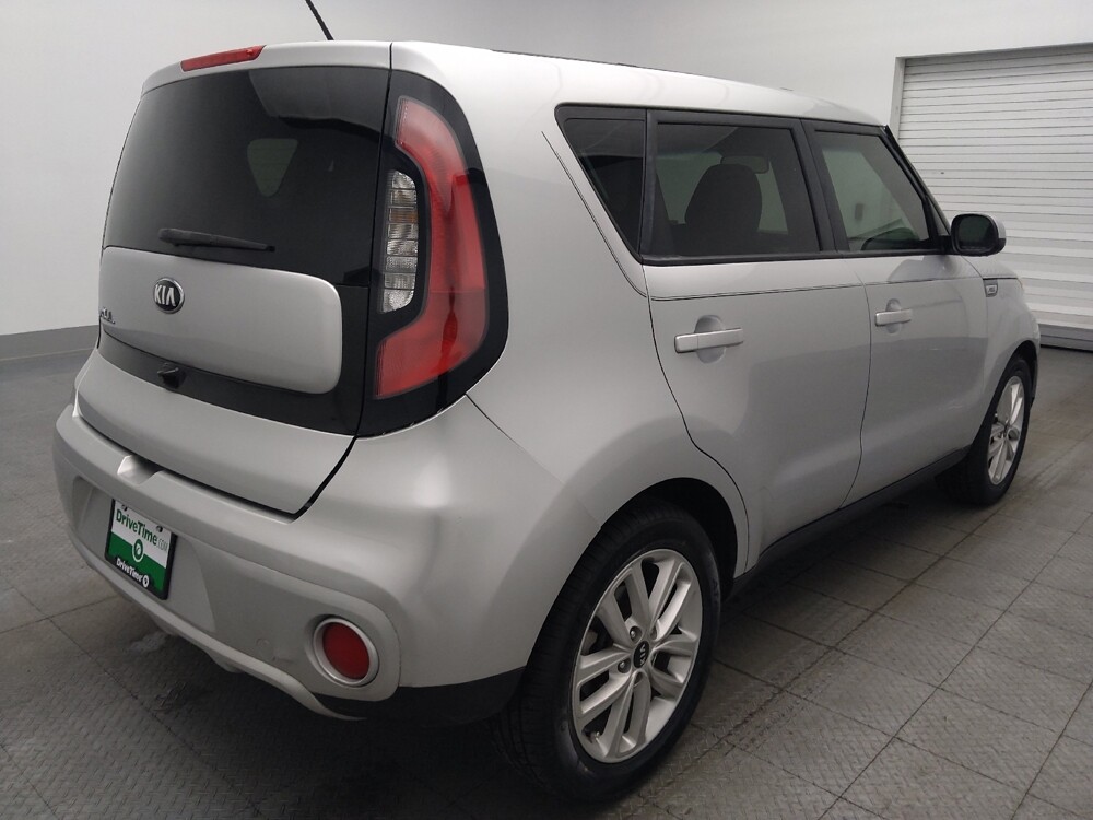 2019 Kia Soul in Savannah, GA 31419 - 18133030 9