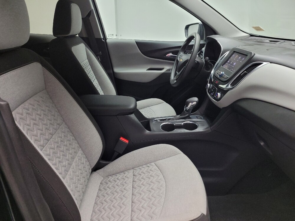 2023 Chevrolet Equinox in Eastpointe, MI 48021 - 18133037 21