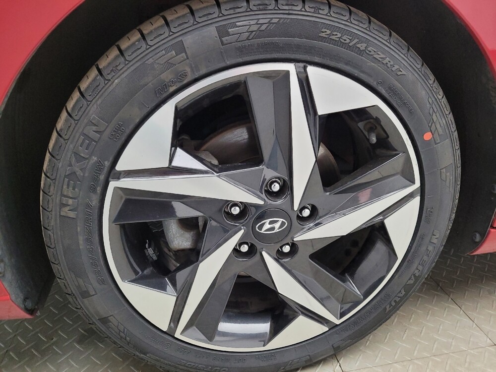 2022 Hyundai Elantra in Taylor, MI 48180 - 18133041 31