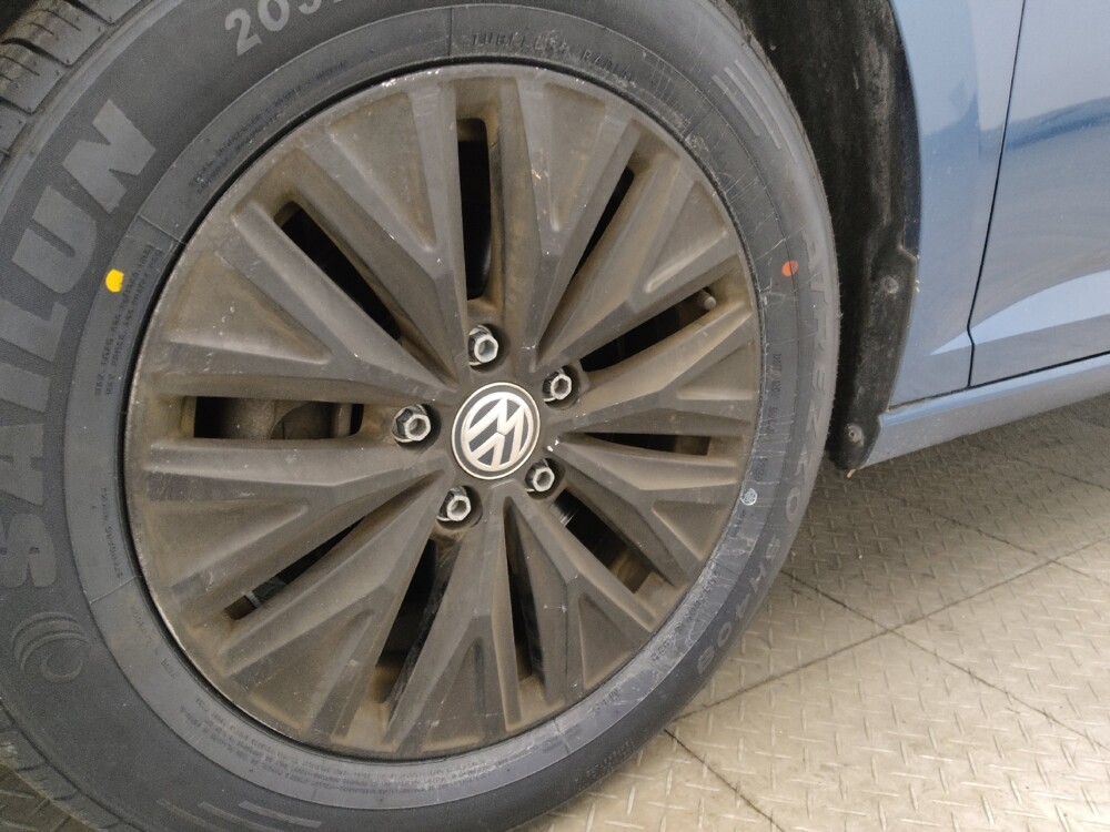 2019 Volkswagen Jetta in Jacksonville, FL 32225 - 18133043 31