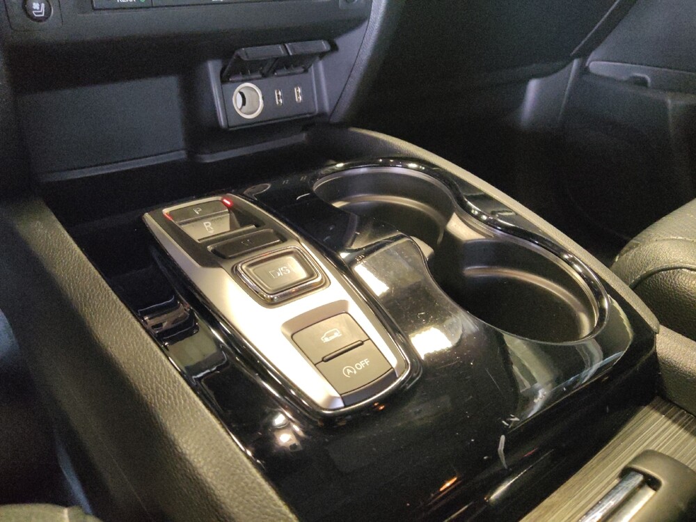 2017 Honda Pilot in Phoenix, AZ 85015 - 18133049 26