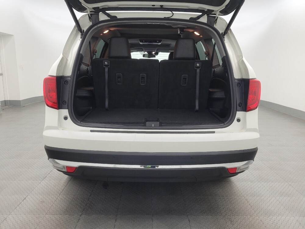 2017 Honda Pilot in Phoenix, AZ 85015 - 18133049 29