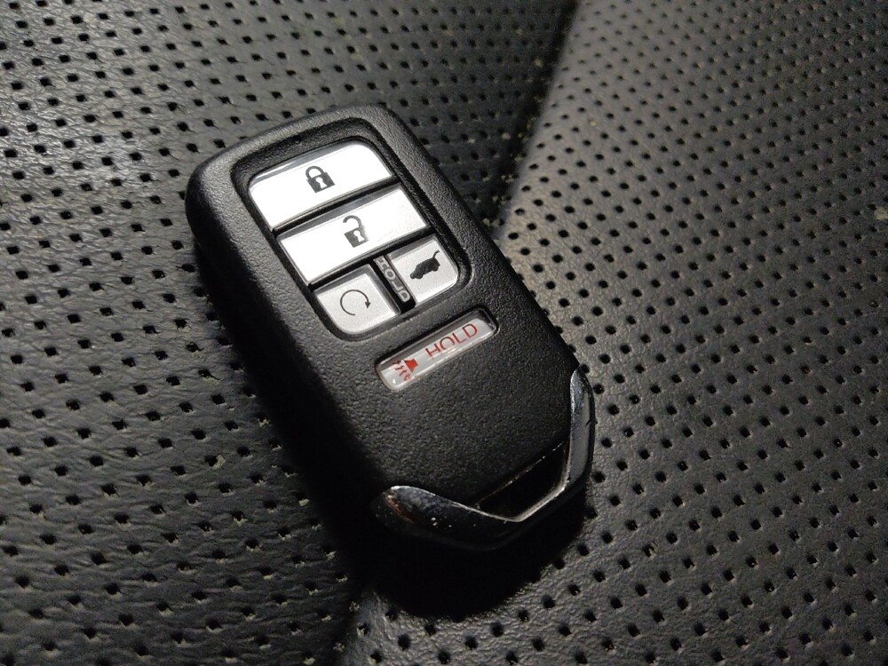 2017 Honda Pilot in Phoenix, AZ 85015 - 18133049 32