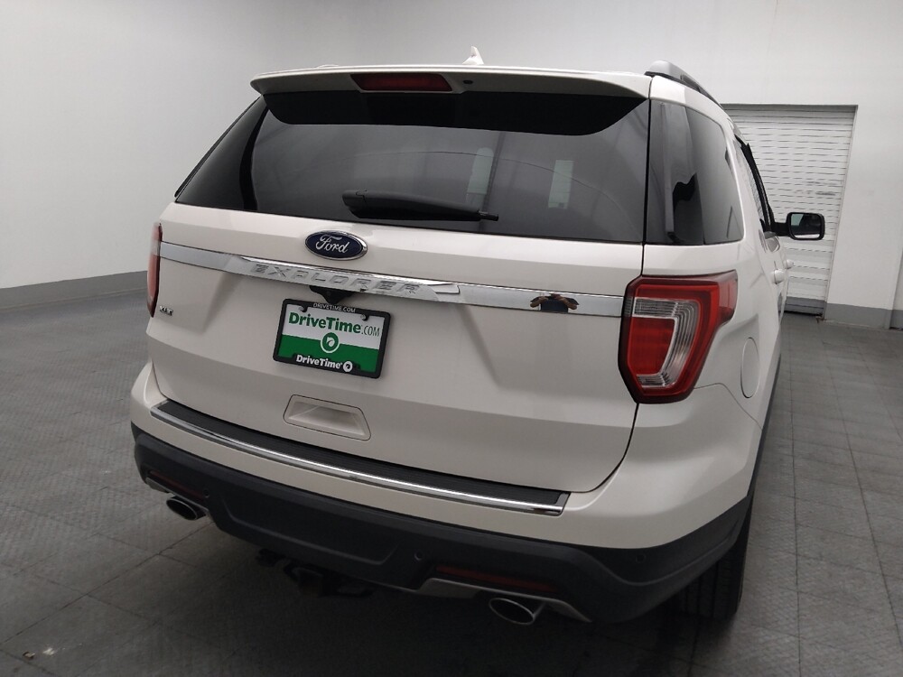 2018 Ford Explorer in Orlando, FL 32808 - 18133055 7