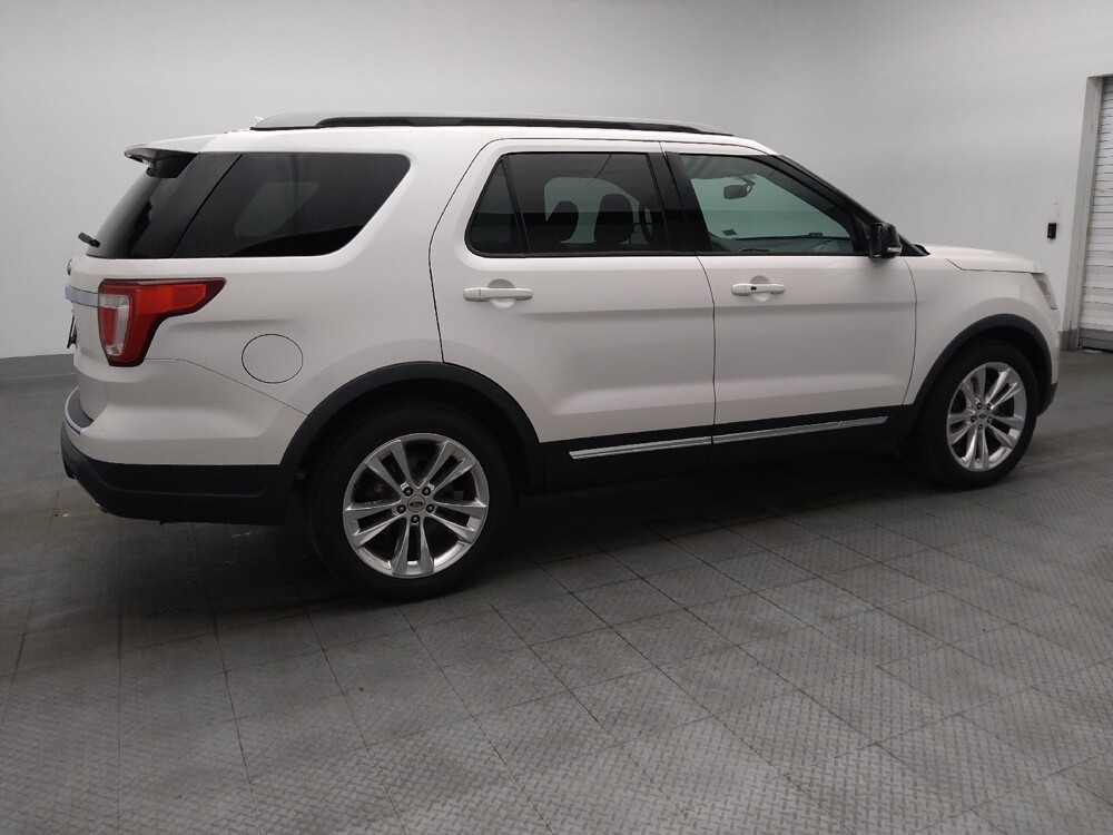 2018 Ford Explorer in Orlando, FL 32808 - 18133055 10