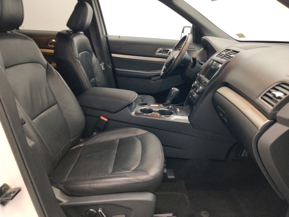 2018 Ford Explorer in Orlando, FL 32808 - 18133055 21