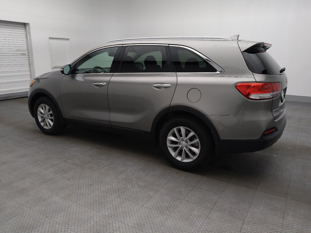 2017 Kia Sorento in Orlando, FL 32808 - 18133057 3