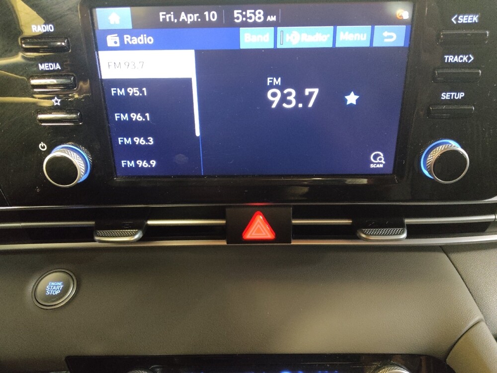 2022 Hyundai Elantra in Charleston, SC 29414 - 18133061 25