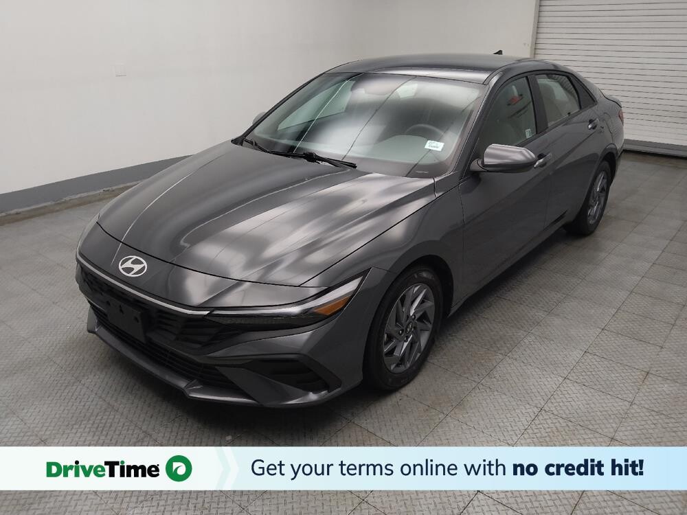 2024 Hyundai Elantra in Lombard, IL 60148 - 18133067