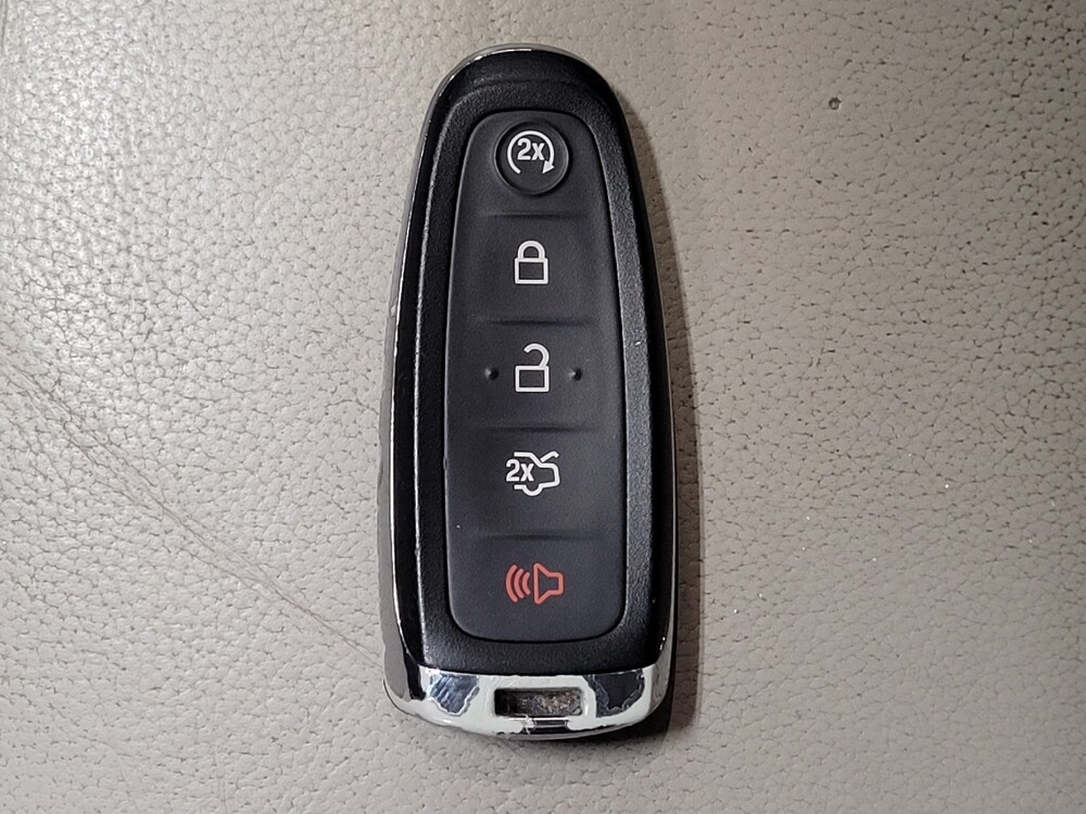 2016 Ford Escape in Orlando, FL 32808 - 18133068 32