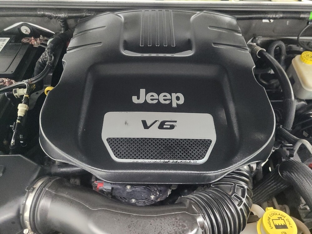 2014 Jeep Wrangler in Indianapolis, IN 46222 - 18133070 30