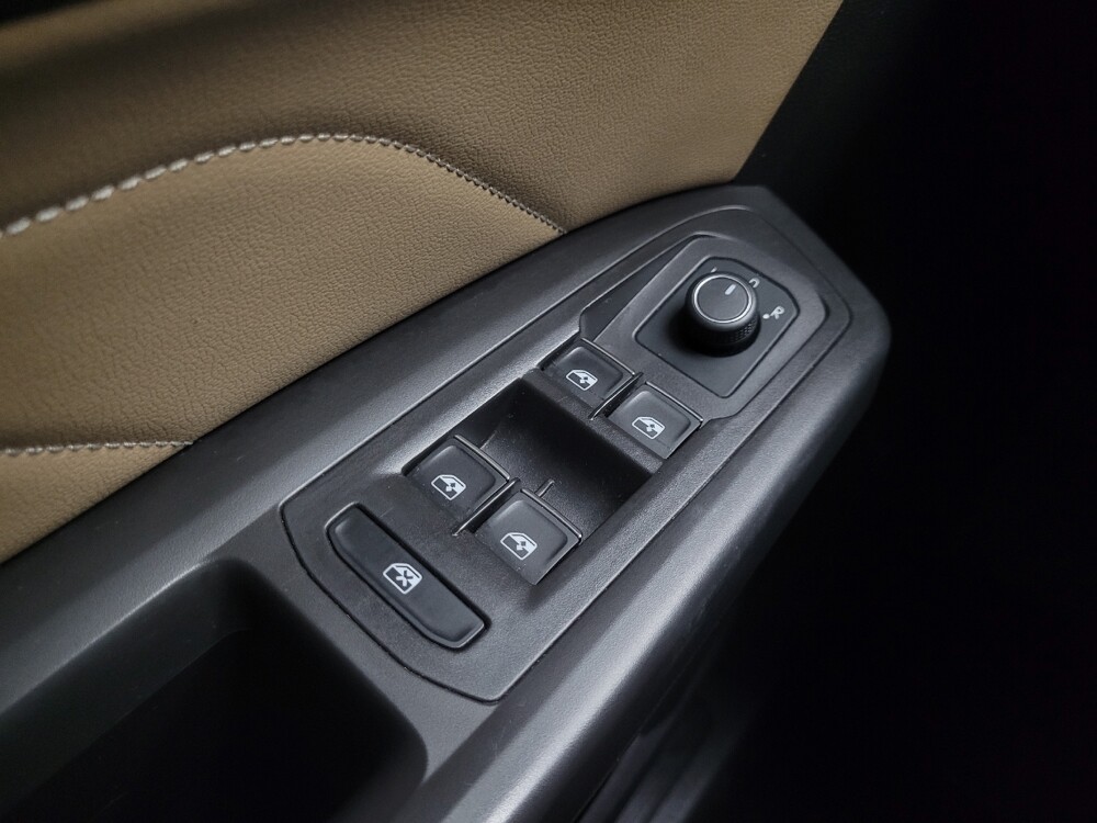 2023 Volkswagen Atlas in Highland, IN 46322 - 18133071 27