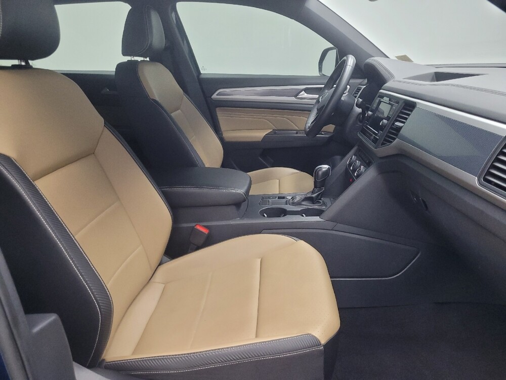 2023 Volkswagen Atlas in Highland, IN 46322 - 18133071 21