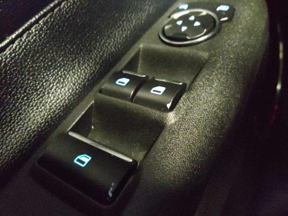 2020 Ford Mustang in Chandler, AZ 85225 - 18133075 27