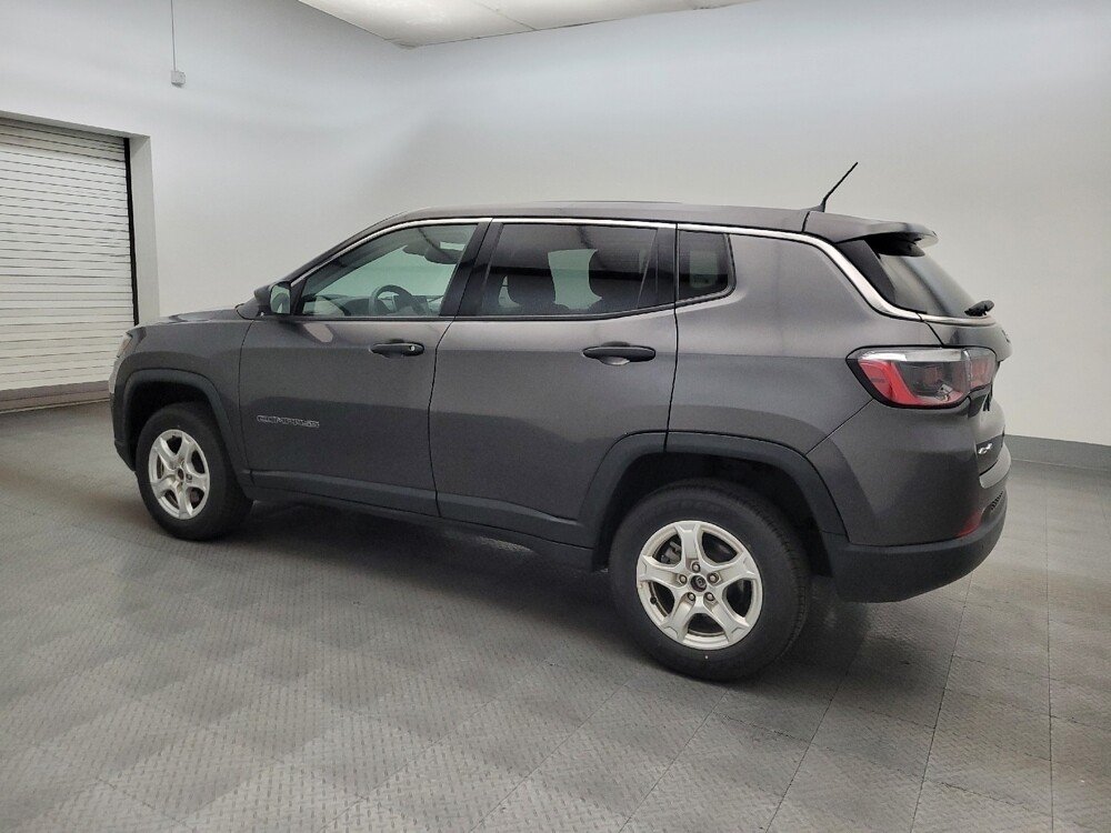 2022 Jeep Compass in Tucson, AZ 85705 - 18133079 3